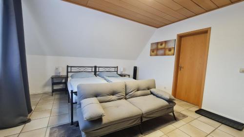 Juelich House | Gästehaus Zimmer #7 Jülich