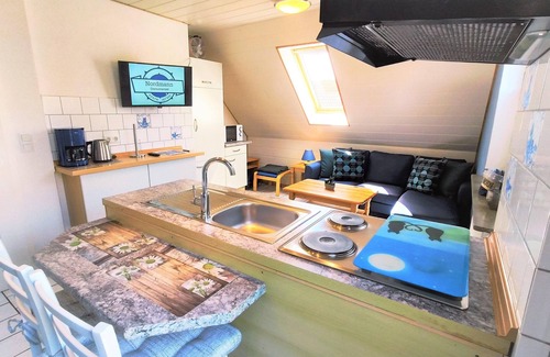 Dornumergrode Apartment | Gästehaus Zur alten Post - Wohnung Nord