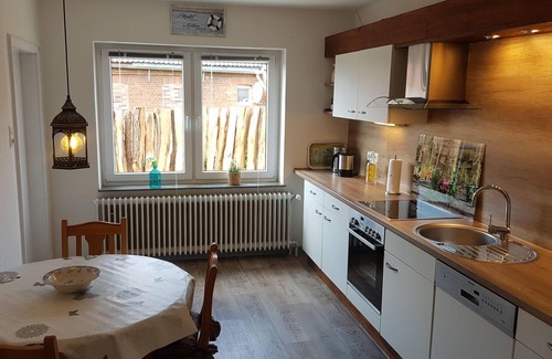 Dornumergrode Apartment | Gästehaus Zur alten Post - Wohnung Süd
