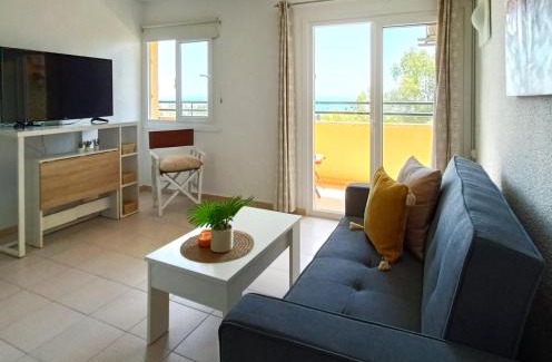 Aguadulce Apartment | Géminis 504 Suite con terraza y vistas al mar