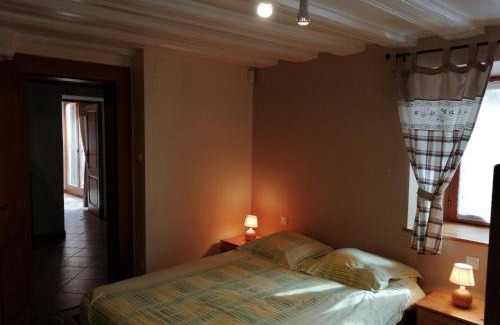 Breitenbach-Haut-Rhin House | Gîte au calme avec 2 chambres, terrasse, jardin, BBQ et parking inclus à Breitenbach-Haut-Rhin - FR-1-744-42
