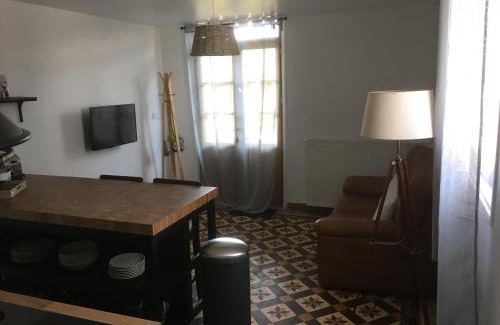 Saint-Julien-en-Born Apartment | Gîte avec jacuzzi privatif à proximité de l'océan
