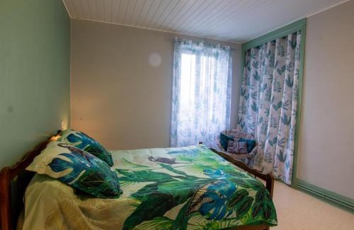 Paulin House | Gîte avec jardin, jacuzzi, proche Sarlat et Lascaux, idéal pour familles et amis - FR-1-616-246