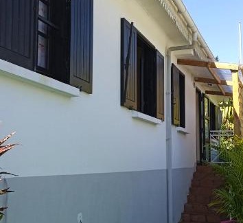 Basse Vallee House | Gîte Baril O'thentik