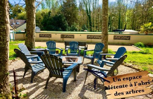 Saint-Evarzec House | Gîte Breizh piscine ou jacuzzi