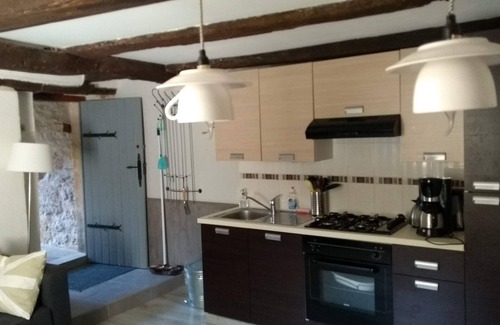 Saint-Antonin Noble Val Apartment | Gîte Cappuccino in a Quercy stone house