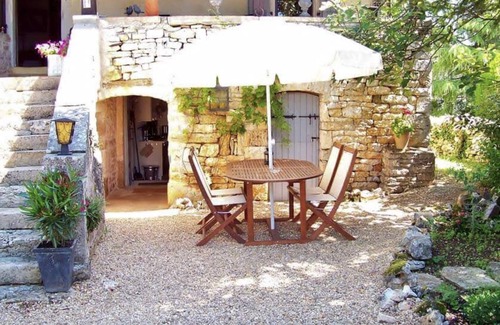Saint-Antonin Noble Val Apartment | Gîte Cappuccino in a Quercy stone house