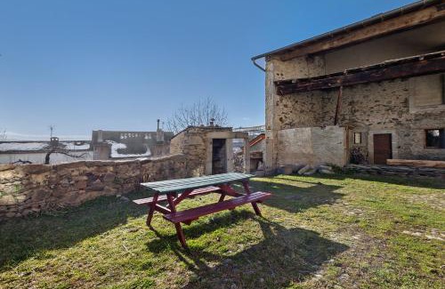 Dorres Apartment | Gîte Camporells
