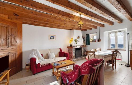 Dorres Apartment | Gîte Camporells