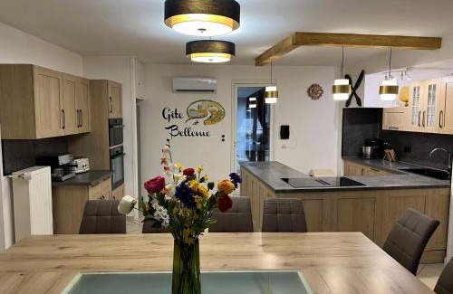 Bergesserin House | Gîte de Bellevue avec piscine intérieure privative