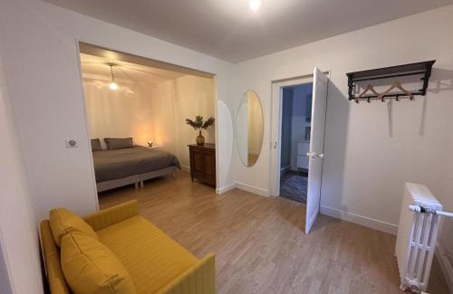 Moulins Apartment | Gîte de Charme au Centre de Moulins, Tout Confort pour 4 pers - FR-1-489-570