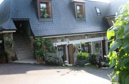 Lissac-sur-Couze Apartment | Gîte de France à Lissac sur Couze 3 épis - Gîte de France 4 personnes MAE-6524