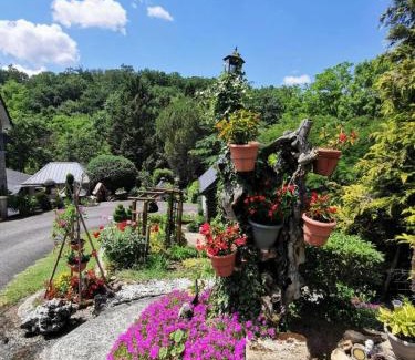 Lissac-sur-Couze Apartment | Gîte de France à Lissac sur Couze 3 épis - Gîte de France 4 personnes MAE-6524