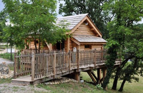 Lissac-sur-Couze Apartment | Gîte de France La cabane du causse 1 étoile - Gîte de France 2 personnes MAE-6394