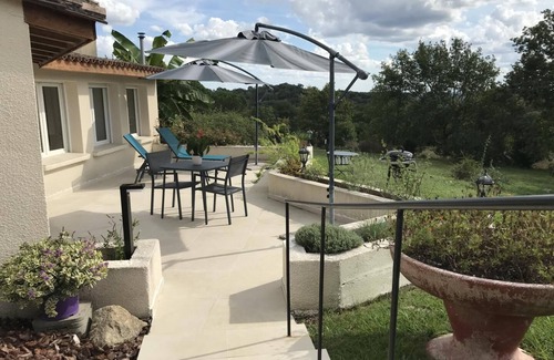 Tabanac House | Gîte de la Vallombrée