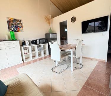 Ventenac-en-Minervois House | Gîte de Mia