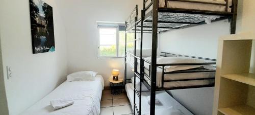 Azay-le-Rideau Apartment | Gîte familial à Azay le Rideau avec Parking