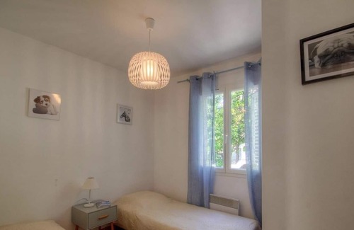 Solaro House | Gîte I au Bord de la Rivière Avec Piscine