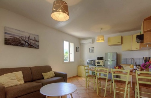 Solaro House | Gîte I au Bord de la Rivière Avec Piscine