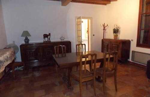 Saint-Philippe-dAiguille House | Gîte l'Antre Vous
