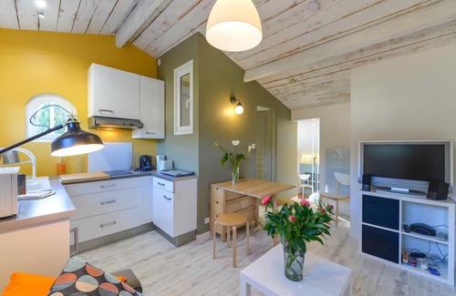 Belgentier House | Gîte L'INSTANT, full nature