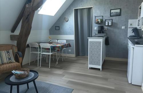 Saint-Georges-sur-Cher Apartment | Gîte La Voilerie avec spa