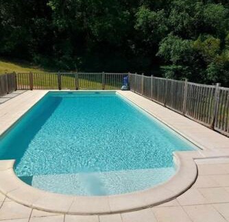 Proissans House | Gîte "Le BUIS" à Sarlat avec belle piscine au sel