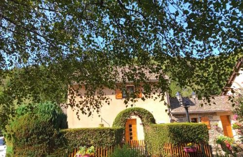 Le Bleymard House | Gîte "Le Mas d'Hillaire" 2/4 personnes à Saint Jean du Bleymard