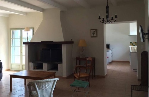 Salles-d'Aude Apartment | Gîte Le Ramonétage 90 m²