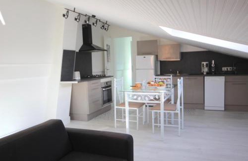 Ille-sur-Tet Apartment | Gîte les Lauriers des orgues d'Ille - la Sybille