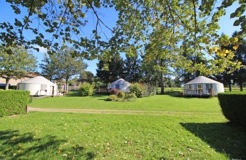 Saint-Mathieu House | Gîte Les yourtes de Saint Mathieu N°1