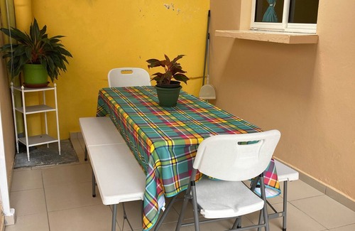 Pointe-Noire House | Gîte Malou II, Peaceful country house