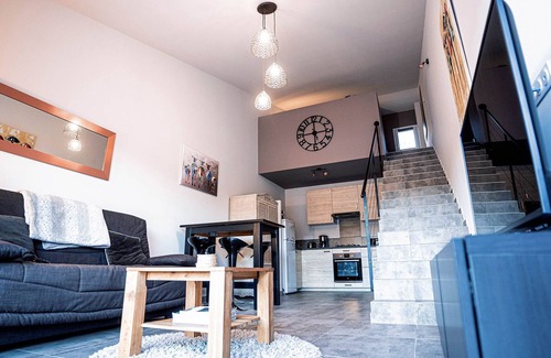 La Londe-les-Maures Apartment | Gîte Marron Sous Les Pins