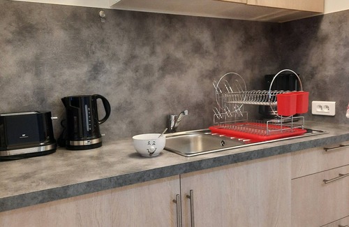 Vals-les-Bains Apartment | Gîte Plein Soleil - Cigaloun - Services +