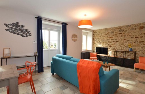 Saint-Jouan-des-Guerets House | Gîte Saint-Jouan-des-Guérets, 4 pièces, 6 personnes - FR-1-538-108