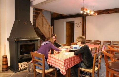 Vagney House | Gîte spacieux, confort moderne, 8 pers, terrasse privative, animaux admis, WiFi - FR-1-589-227
