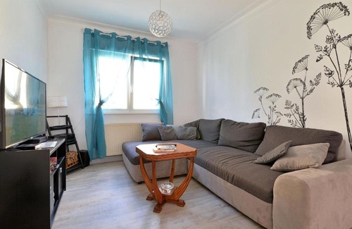 Wintzenheim House | Gîte Wintzenheim, 4 pièces, 6 personnes - FR-1-744-24