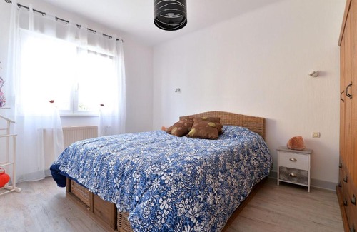 Wintzenheim House | Gîte Wintzenheim, 4 pièces, 6 personnes - FR-1-744-24