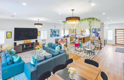 North Hollywood Apartment | G- Luxe NoHo Family Home near Universal 15m and Hollywood 10m