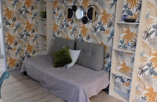 Anatole France Danton Apartment | Gabriel Péri