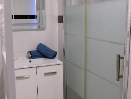 Anatole France Danton Apartment | Gabriel Péri