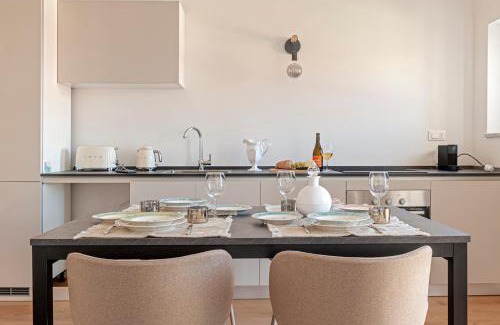 Venezia Nuova Apartment | Gabrielles Roof New Modern Apartment