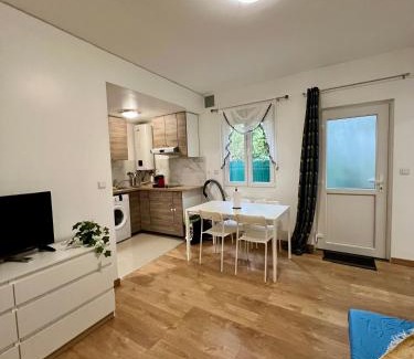 Gagny Apartment | Gagny charmant 2 pièces très calme