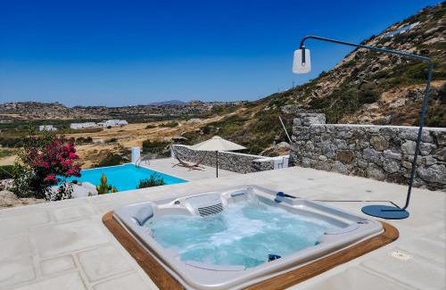 Maragas Villa | GAIA "well living house"