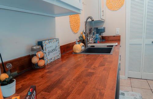 Gainesville House | Gainesville Charm- Cozy, Comfortable, Convenient