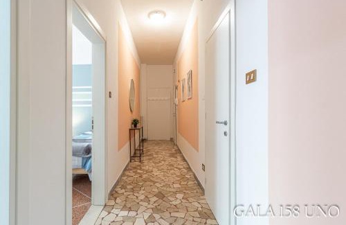 San Donato-San Vitale Apartment | Gala158UNO