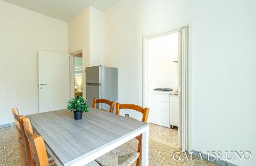 San Donato-San Vitale Apartment | Gala158UNO