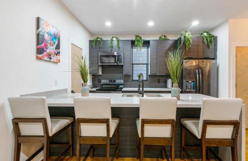 Faubourg Lafayette Villa | Galaxy Rooftop Villa
