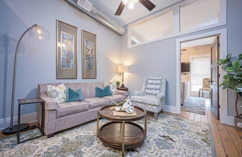 Galena Apartment | Galena Luxury Rental Suite 200 Downtown w/parking