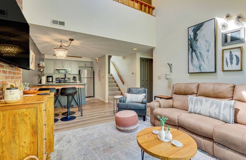 The Galena Territory House | Galena Townhome w/Deck & Community Perks!